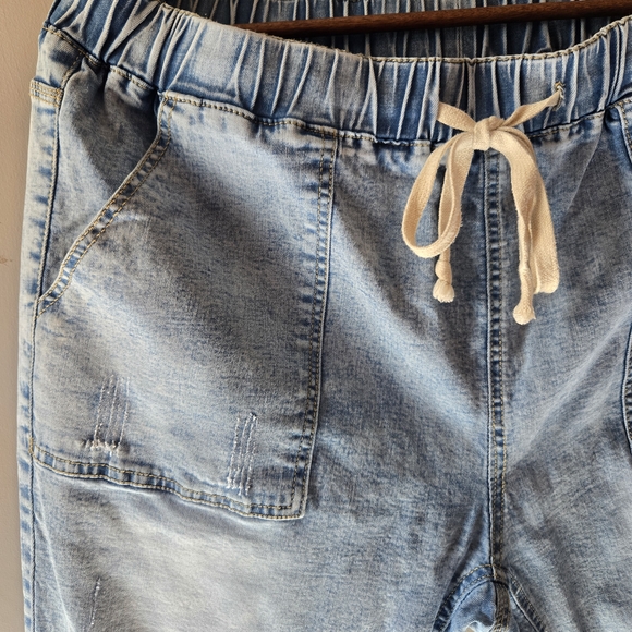 Casual Blue Straight Leg Jeans for Women - Picture 3 of 5